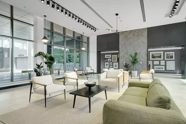 Cambridge, ON N1S 2L8,50 Grand AVE S #801