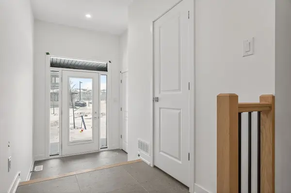 Barrhaven, ON K2J 6Z1,503 Corretto ST