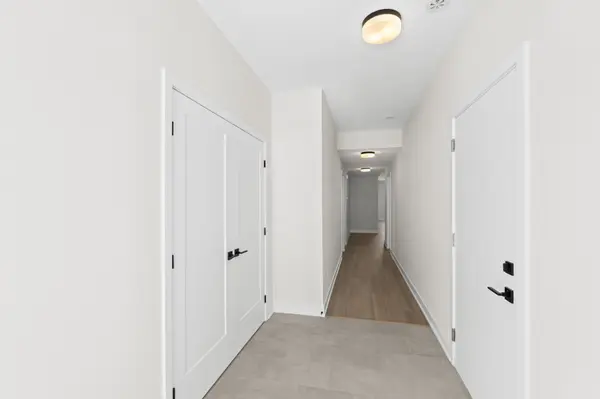 Brockville, ON K6V 7N1,1112 Moore ST #2