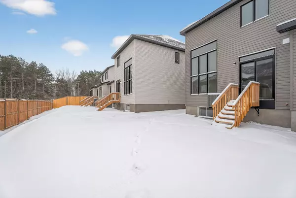 Blossom Park - Airport And Area, ON K4M 0B6,445 Haresfield CT