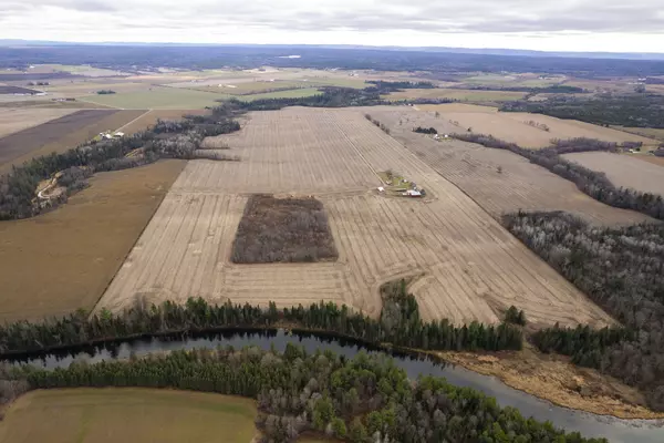 Admaston/bromley, ON K7V 3Z5,1998 South Mcnaughton RD W