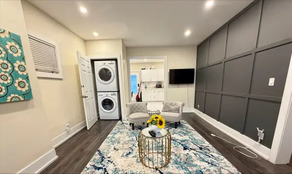 Hamilton, ON L8P 2R8,395 Aberdeen AVE