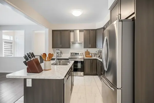 Haldimand, ON N3W 0C5,36 MacLachlan AVE