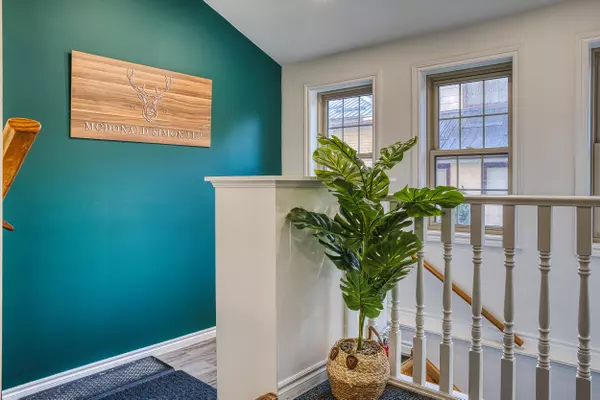 Stratford, ON N5A 3H5,258 Ontario ST