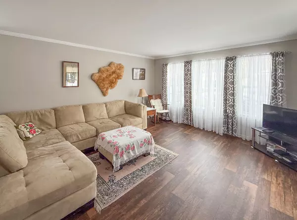 Ashfield-colborne-wawanosh, ON N7A 3Y3,13 Sutton DR