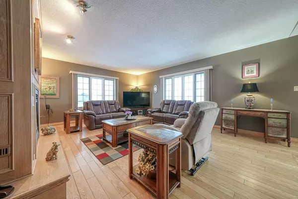 Blandford-blenheim, ON N0J 1M0,716173 18th Line