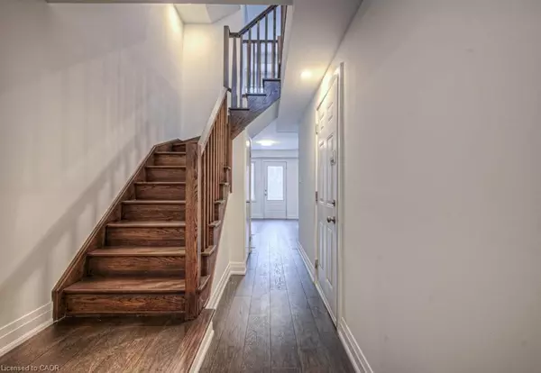 Cambridge, ON N1R 0C9,258 Hespeler RD #34