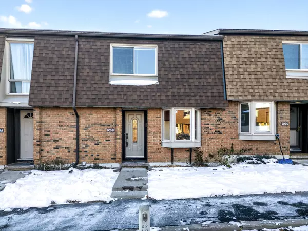 905 Elmsmere RD #B, Beacon Hill North - South And Area, ON K1J 8G4