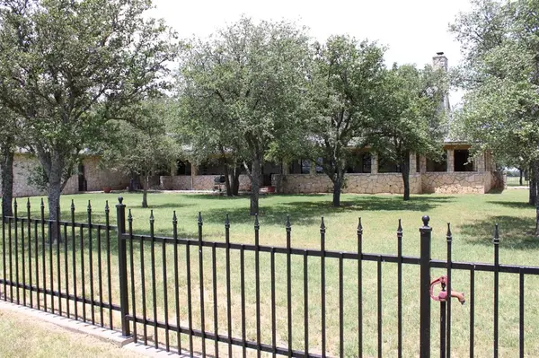 Eastland, TX 76448,801 County Road 313