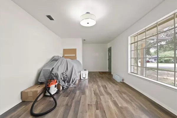 Cleburne, TX 76033,1211 Greenbriar Lane