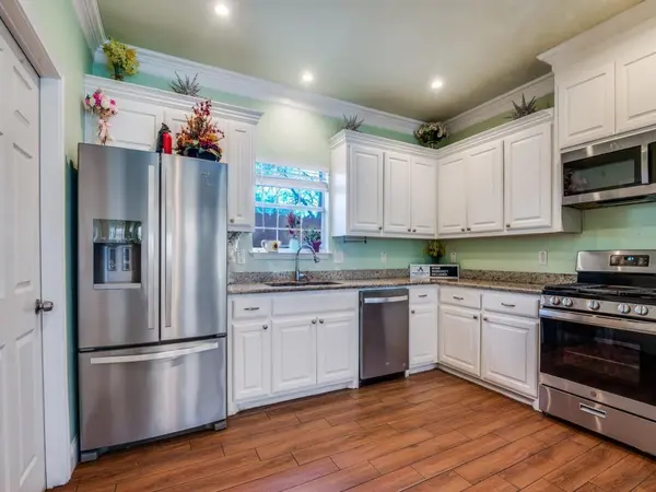 Dallas, TX 75253,2410 Carleta Street