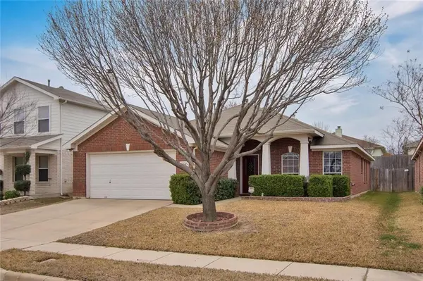 8505 Prairie Dawn Drive, Fort Worth, TX 76131
