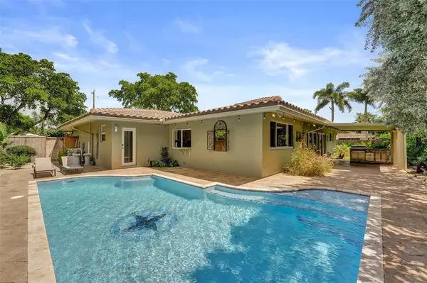 Fort Lauderdale, FL 33305,2732 NE 26th St