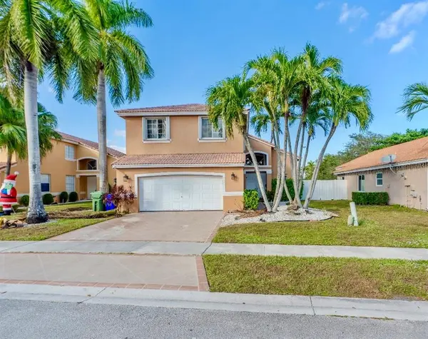 Pembroke Pines, FL 33029,19431 SW 2nd St