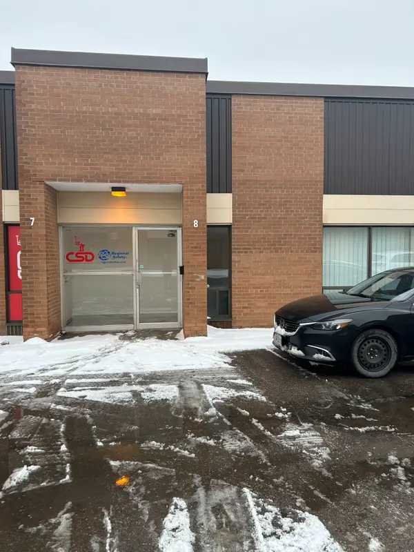 20 Magnetic DR #8, Toronto W05, ON M3J 2C4