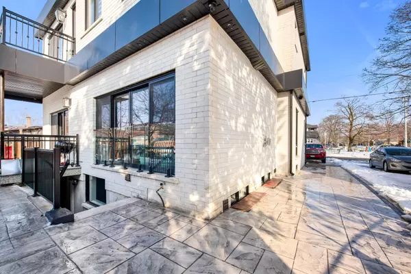 Brampton, ON L4T 1M3,7160 Justine Dr AVE #Bsmt