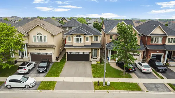 Oakville, ON L6M 0H6,2467 Millstone DR