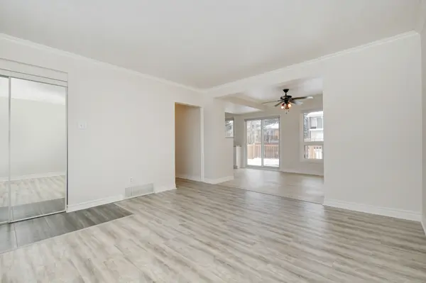 Elmvale Acres And Area, ON K1G 1K8,2223 Martha AVE