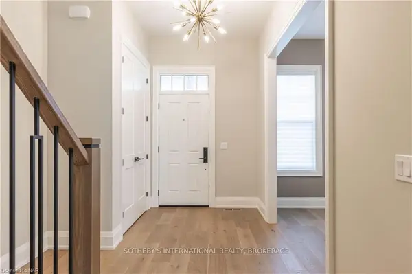 Niagara-on-the-lake, ON L0S 1J0,32 Rampart ST