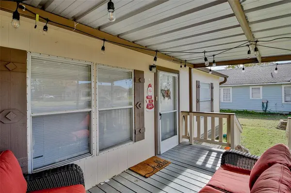 Lipan, TX 76462,214 Gandy Street