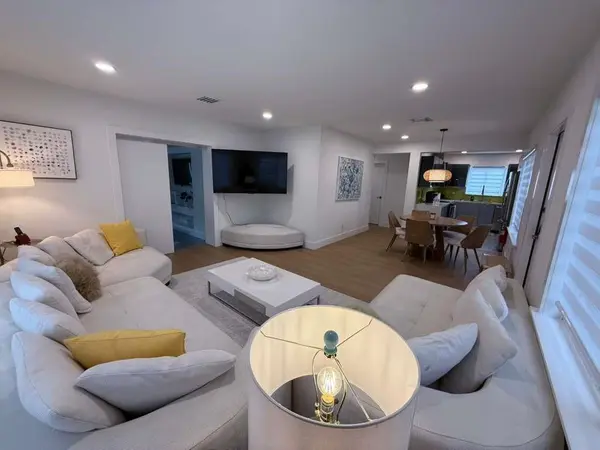 Fort Lauderdale, FL 33316,800 SE 11th Ct