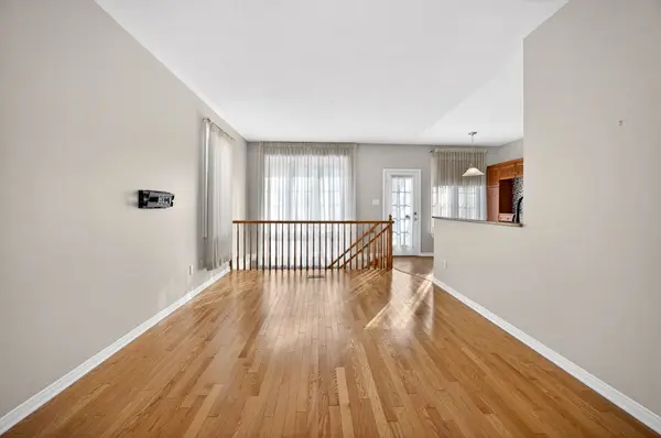 Barrhaven, ON K2J 0G5,215 Cairnsmore CIR