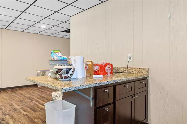 Naples, TX 75568,104 Truitt