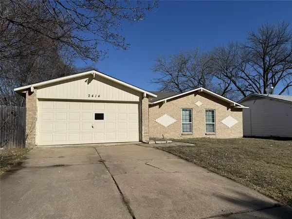 2414 March Lane, Grand Prairie, TX 75050