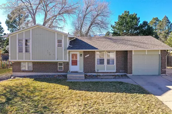 Colorado Springs, CO 80918,4622 Sprucewood DR