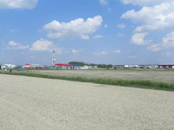 Lacombe, AB T4L 2H3,5388 Len Thompson DR