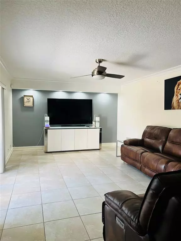 Deerfield Beach, FL 33442,2852 Waterford Dr #2852