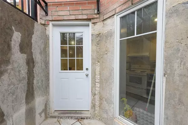 Mississauga, ON L5V 1M7,5112 Heatherleigh AVE #..Bsmt