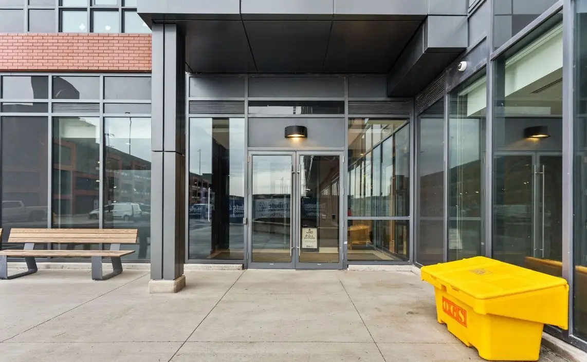 Oshawa, ON L1H 7K4,2545 Simcoe ST N #235