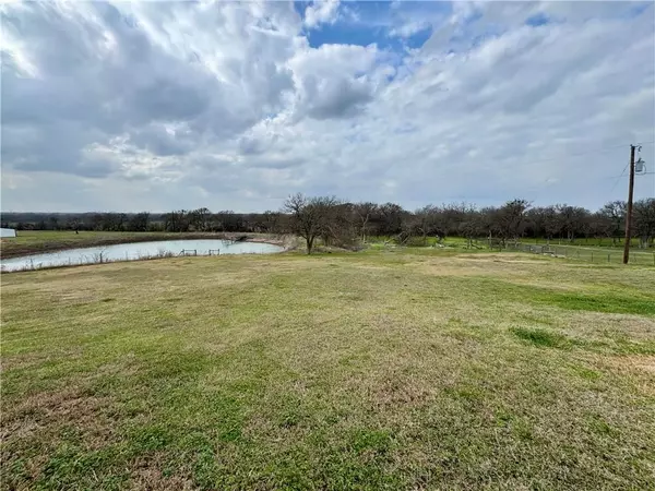 Axtell, TX 76624,1430 Bays Road