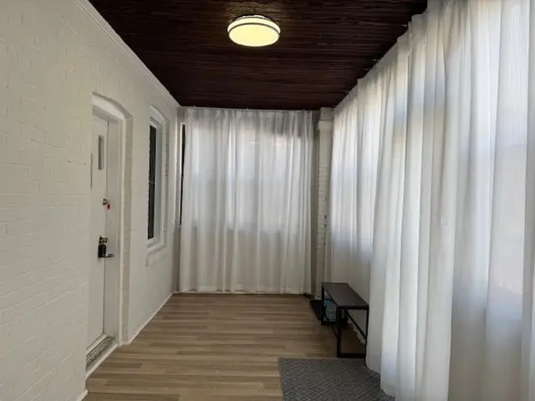 Toronto E03, ON M4C 5K1,244 King Edward AVE