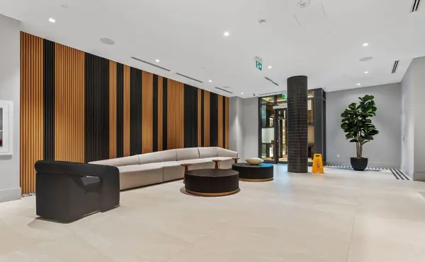 Oshawa, ON L1H 7K4,2545 Simcoe ST N #235