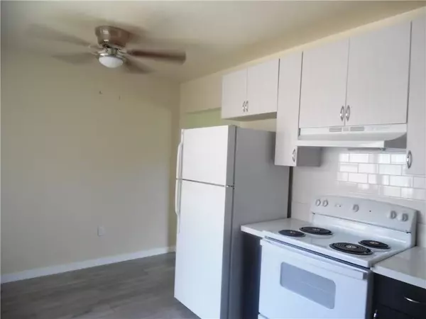 Hollywood, FL 33023,Address not disclosed