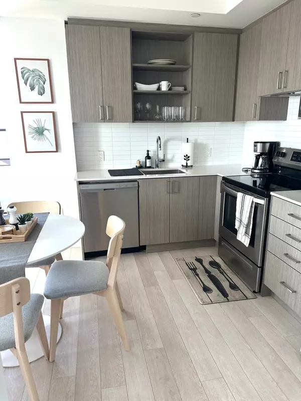 Toronto W05, ON M3K 2C5,60 George Butchart DR #421