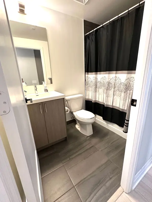 Toronto W05, ON M3K 2C5,60 George Butchart DR #421