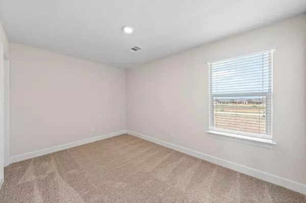 Pilot Point, TX 76258,485 MB's Way