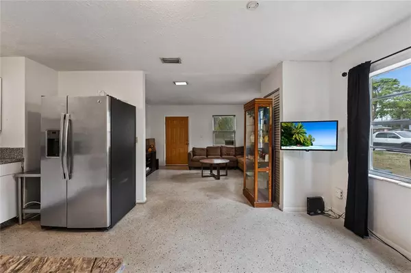 Fort Pierce, FL 34947,2802 Avenue G