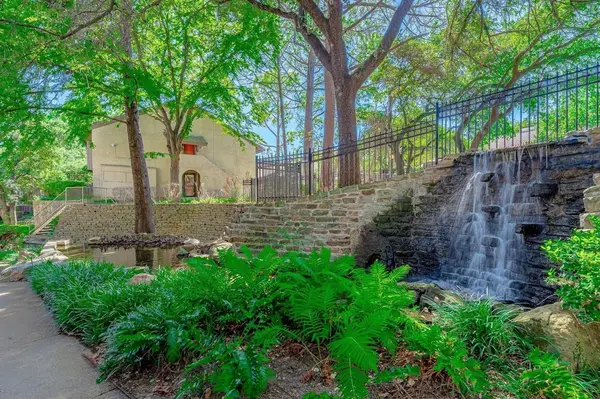 Irving, TX 75062,4535 N O Connor Road #1220