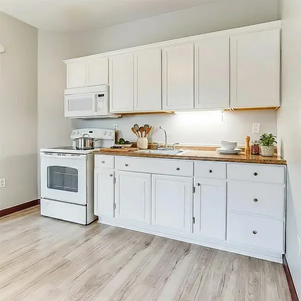 Fort Worth, TX 76110,2937 S Adams Street