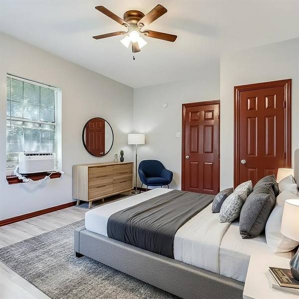 Fort Worth, TX 76110,2937 S Adams Street