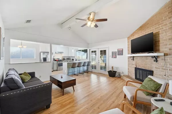 Austin, TX 78745,802 Buckingham Place