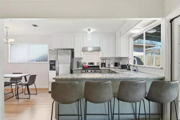 Austin, TX 78745,802 Buckingham Place