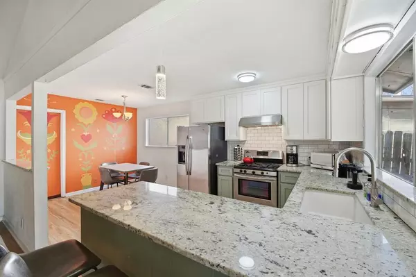 Austin, TX 78745,802 Buckingham Place