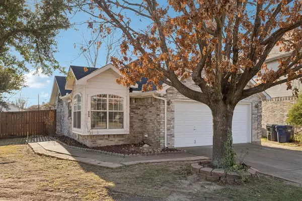 Mckinney, TX 75072,906 Park Row Circle