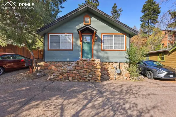 Colorado Springs, CO 80906,2004 Oak WAY