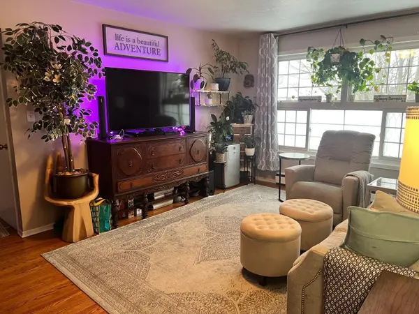 Oshawa, ON L1G 6H1,334 Surrey DR